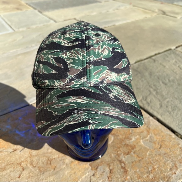 TIger Camo Velcro Strapback Hat - Picture 2 of 6